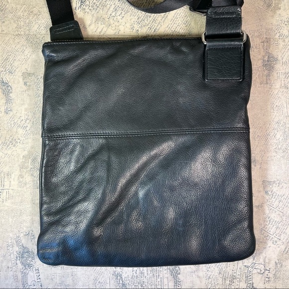 MARGOT BLACK LEATHER MOTO STYLE CROSSBODY PURSE - Picture 4 of 13